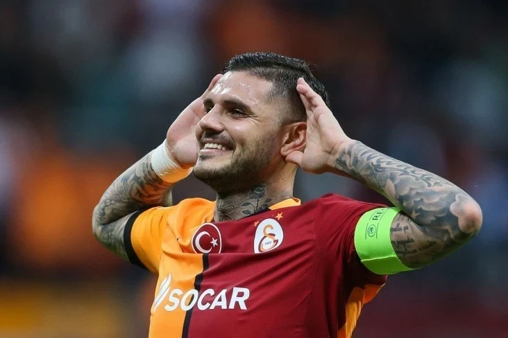 İkardidən het-trik, "QALATASARAY"DAN DARMADAĞIN 