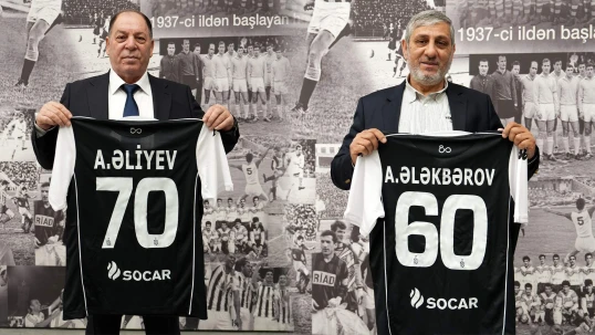 “Neftçi” veteran futbolçuları təbrik edib