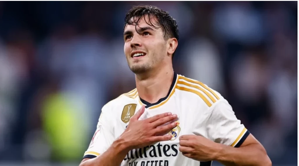 “Real”ın futbolçusu PSJ-nin hədəfində