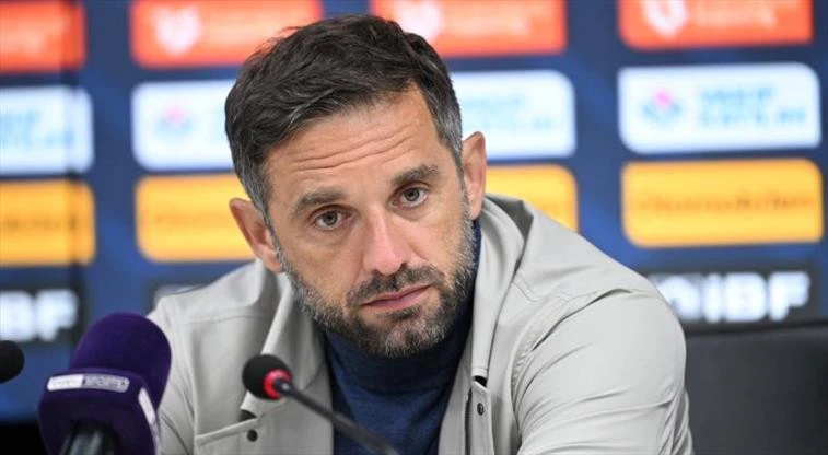 Super Liqada baş məşqçi istefası gerçəkləşib