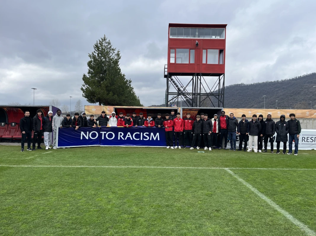 Qəbələdə irqçiliklə mübarizə ilə bağlı mühazirə keçirildi