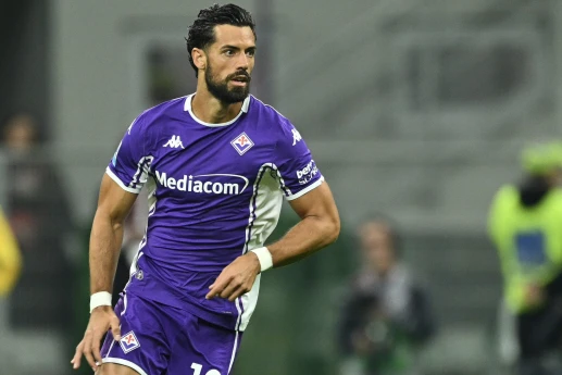 İspaniyalı müdafiəçi "Əl-Hilal"da - RƏSMİ 