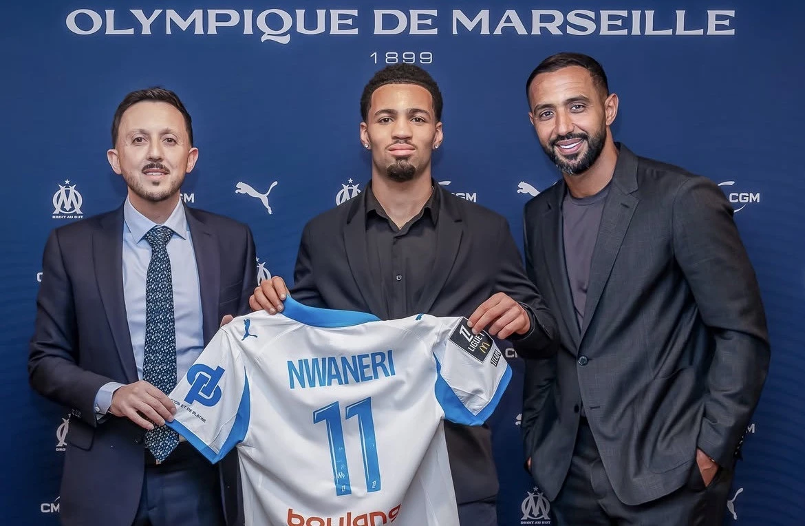 “Arsenal”ın futbolçusu Liqa 1 klubuna keçib