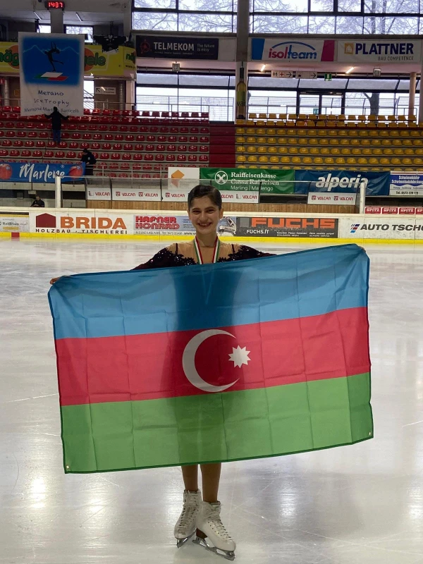 İdmançımız beynəlxalq yarışda gümüş medal qazanıb - FOTO 
