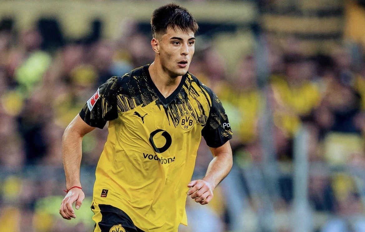 “Çelsi” gənc müdafiəçisini geri qaytarıb - RƏSMİ 