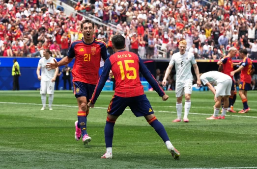 DÇ-26: İspaniya 1/8-ə 3 qolla yüksəldi - YENİLƏNİB 