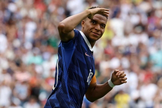 Mbappe DÇ tarixinə düşdü – İlkə imza atdı 