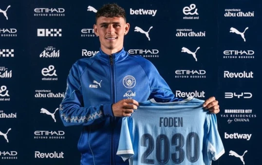 Foden "Mançester Siti"də qaldı – Yeni müqavilə imzaladı 