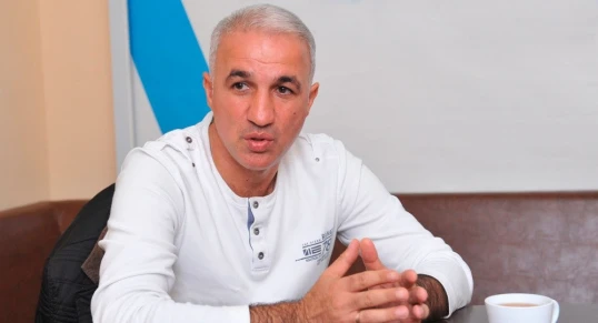 Arif Əsədov: "Həmin futbolçuların milliyə dəvət alması başadüşüləndir"