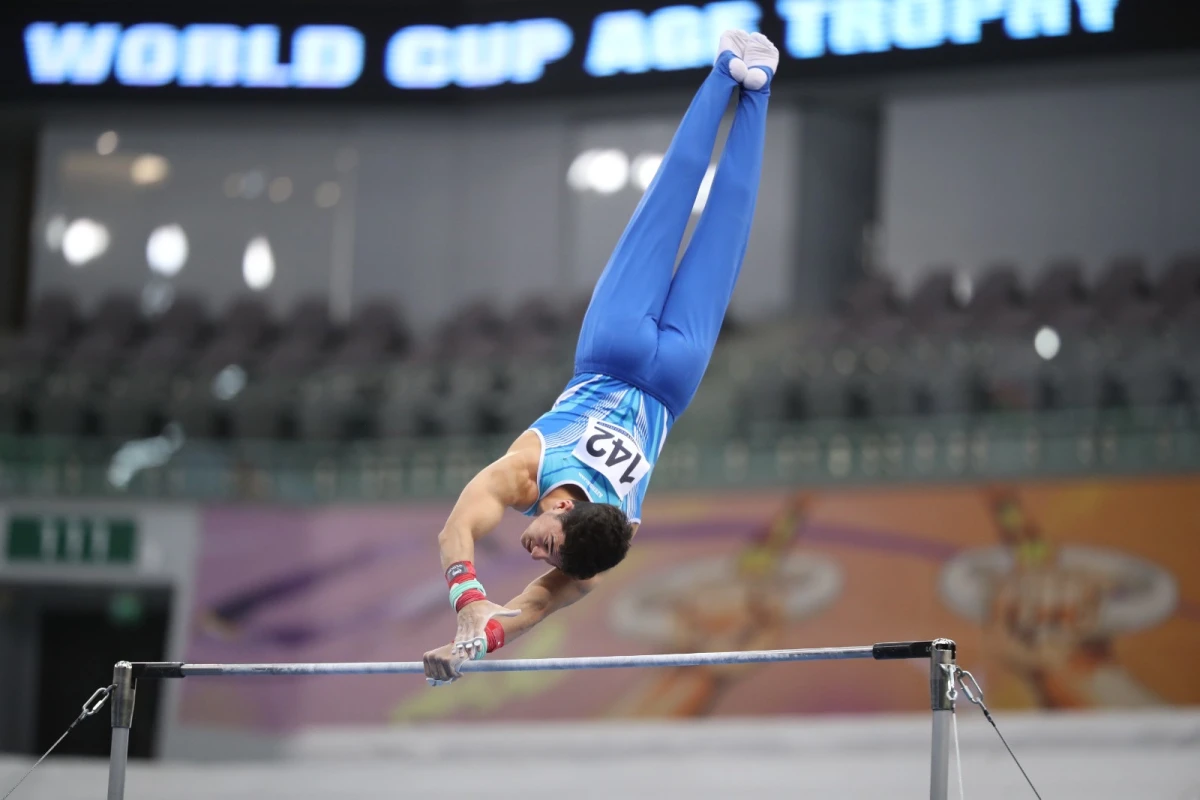 Daha bir gimnastımız Dünya Kubokunun finalında - FOTO 