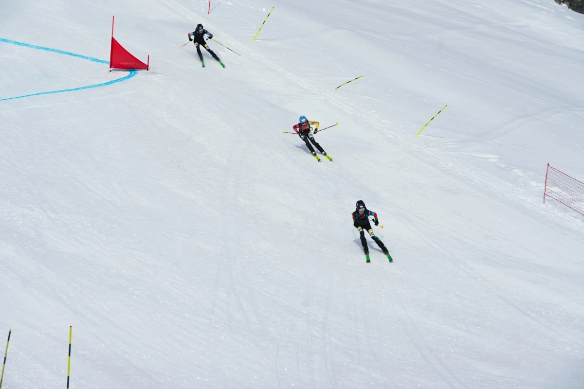 Xizək Alpinizmi üzrə Avropa Çempionatının üçüncü gününə yekun vurulub - FOTO 