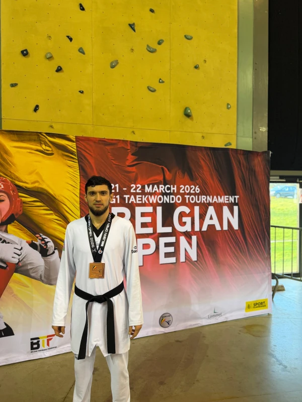 Taekvondoçularımız beynəlxalq turnirdə 6 medal qazanıblar - FOTO 