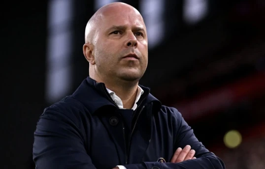 “Liverpul” Arne Slotla bağlı qərarını verib 