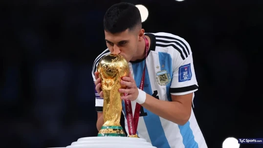 Dünya çempionu “Beşiktaş”da çıxış edə bilər