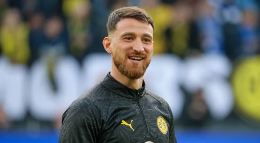 Türkiyə millisinin üzvü “Trabzonspor” yolunda