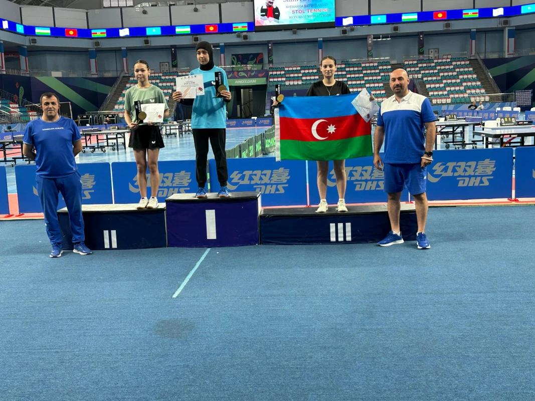 Stolüstü tennisçilər Özbəkistandan 7 mükafatla qayıdırlar - FOTO 