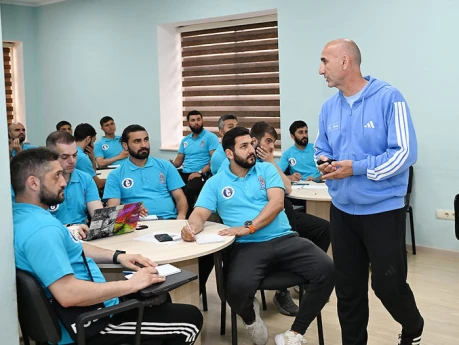 UEFA C kursu keçirilib
