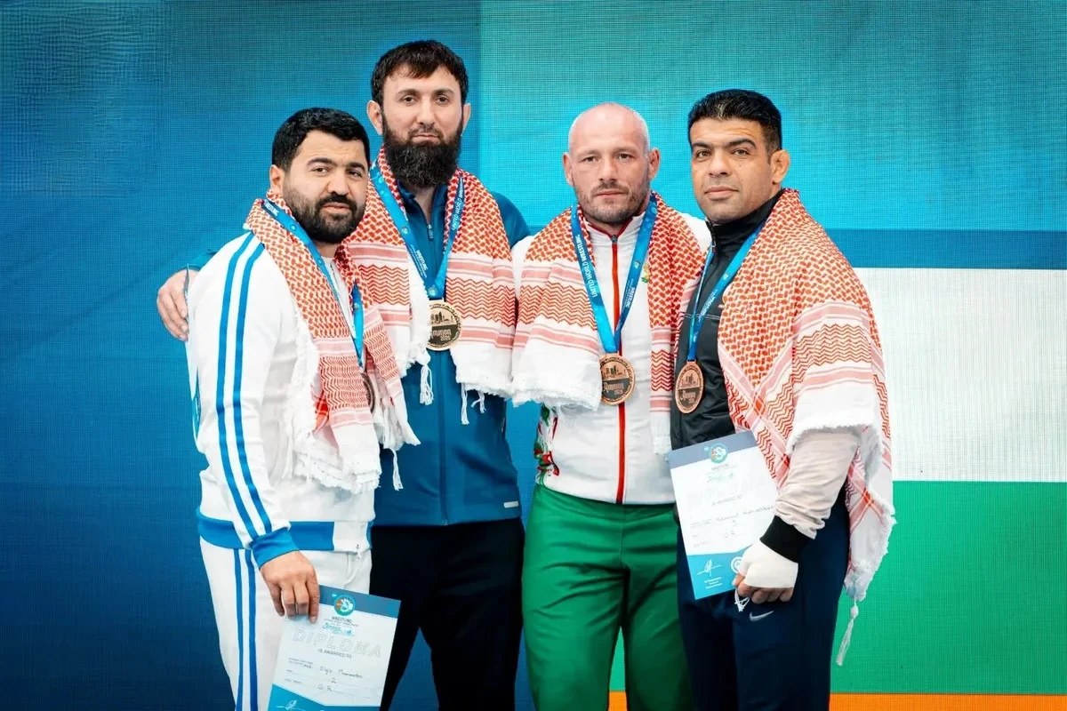 Azərbaycan güləşçiləri veteranlar arasında dünya çempionatında 3 gümüş medal qazanıblar