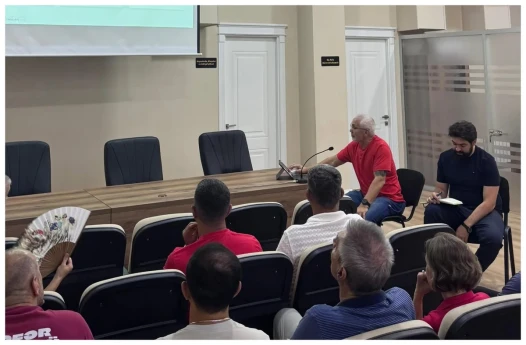 Almaniyalı mütəxəssis Azərbaycanın atletika məşqçiləri üçün seminar keçib
