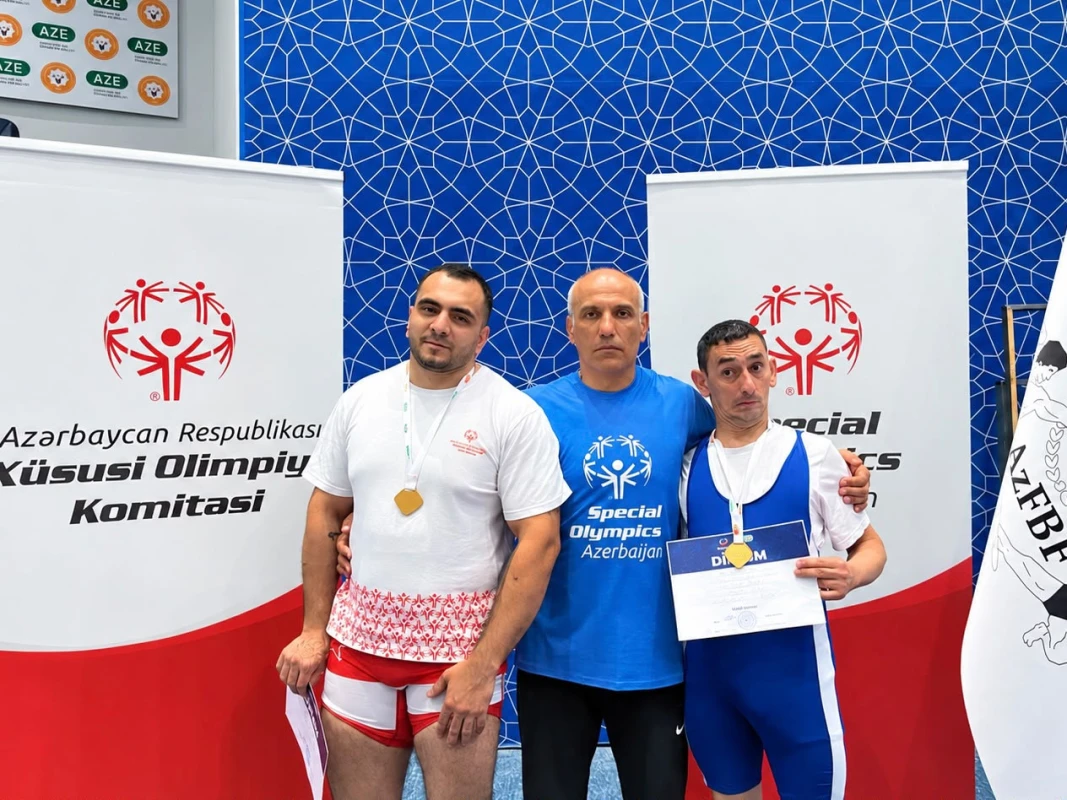 Xüsusi olimpiyaçılardan ölkə kubokunda 2 qızıl medal