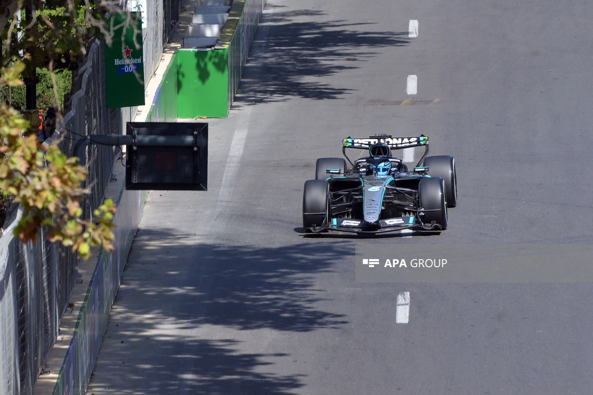“Formula 1”: Sərbəst yürüşə start verildi