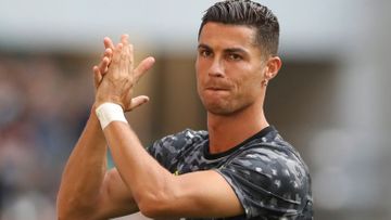 Ronaldo azarkeşlərlə vidalaşdı: “Gözəl tarix yazdıq” - VİDEO